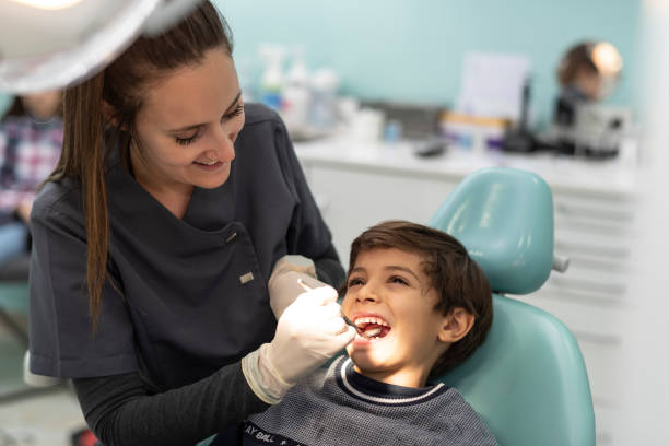 Best Weekend Emergency Dental Services in Hinton, WV